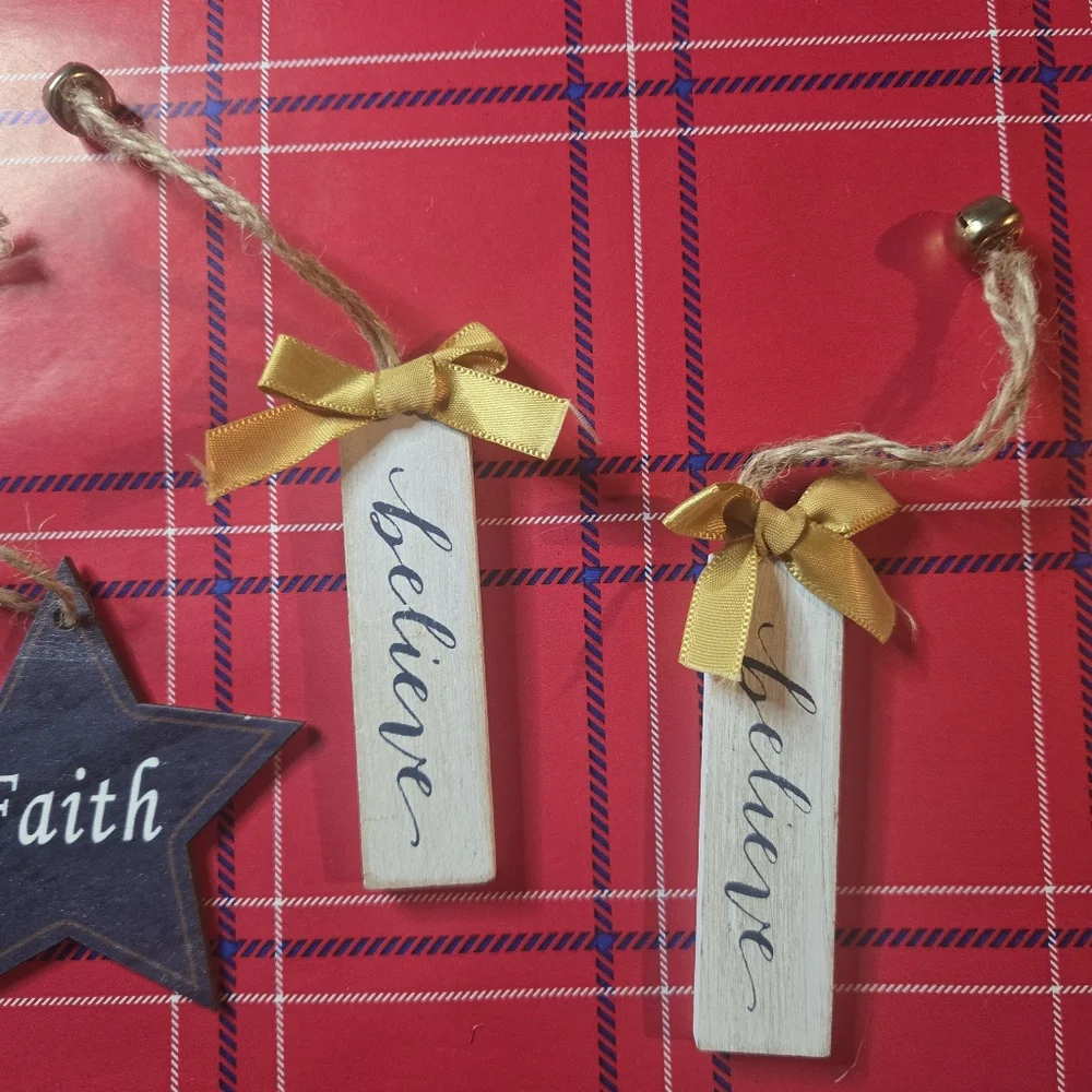 Holiday Ornament Set